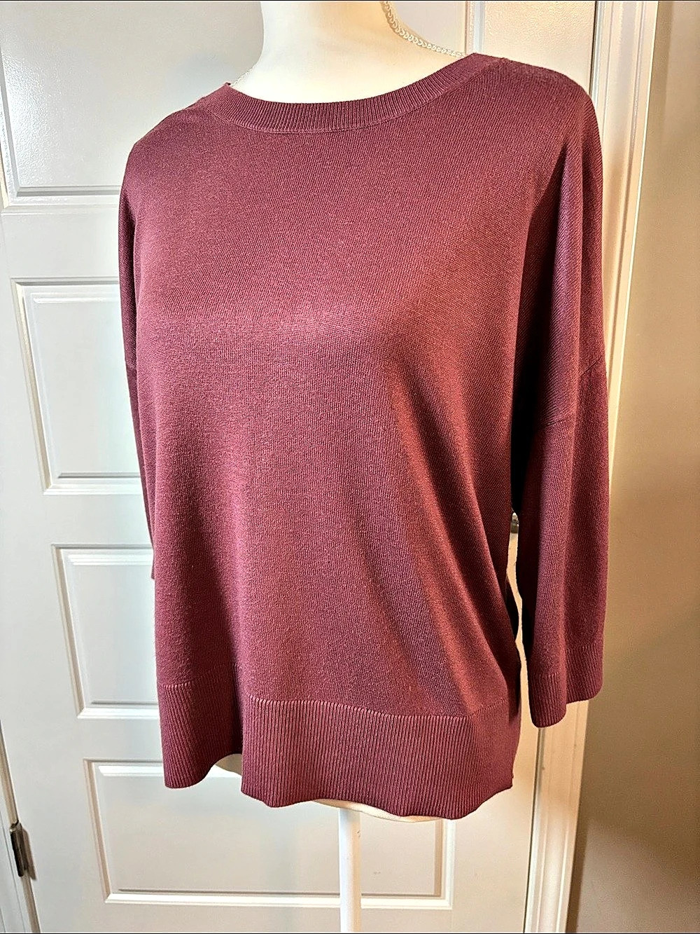 Ann Taylor Factory Women's Knit Sweater Burgundy Small Like New